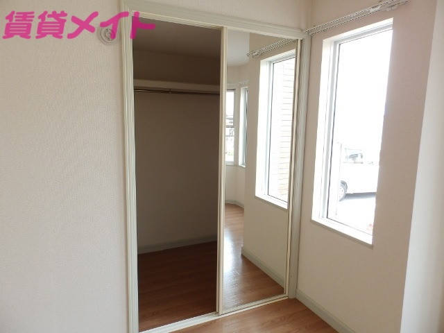 収納　同物件別室画像