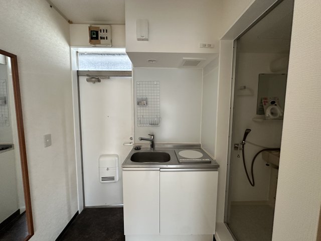 キッチン　※別部屋写真 こちらの間取りは他部屋と同じとなっております。