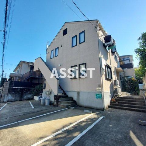 建物外観　お電話でお問い合わせ頂きますとスムーズに対応可能です＾＾