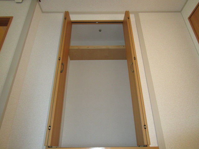 【柴本マンションの収納】