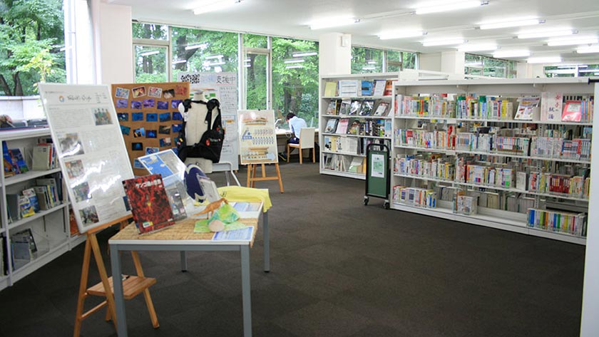 【CB東大宮ブリオの図書館】