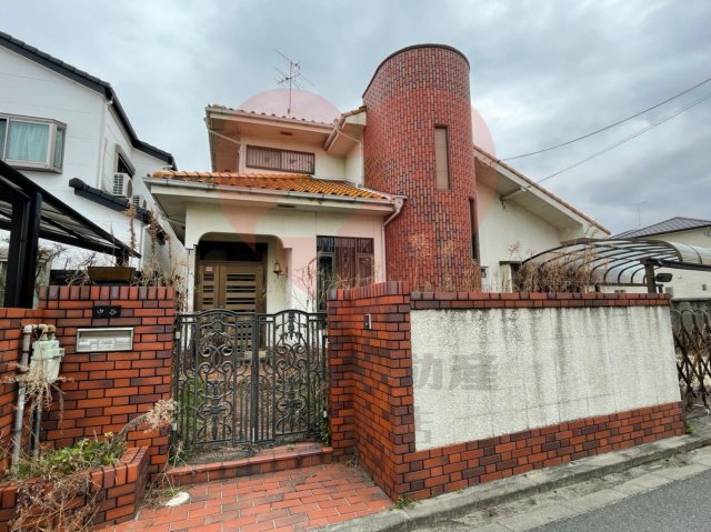 羽曳野市野戸建の建物外観