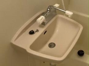 洗面設備　設備・仕様は号室により異なる為、現況を優先致します。