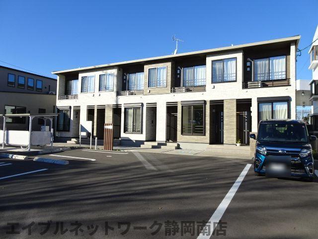 建物外観　外観は落ち着いています