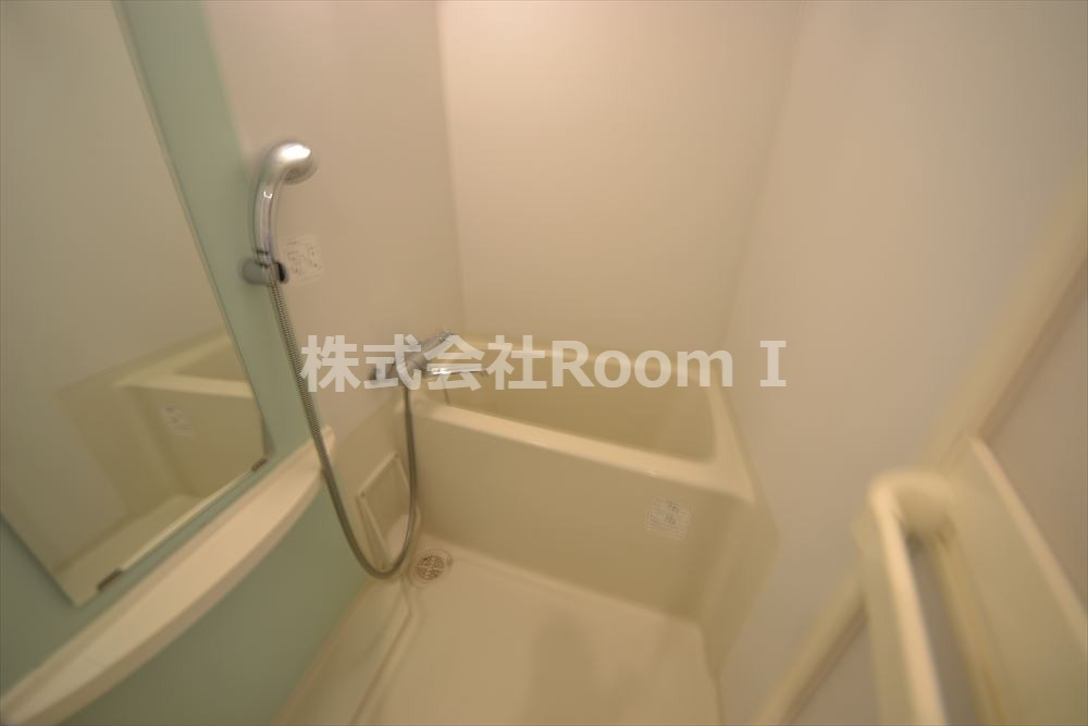 バス・シャワールーム　日々の疲れを癒すお風呂付です