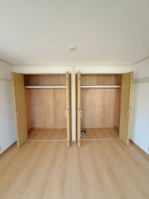 収納　東側洋室クロゼット