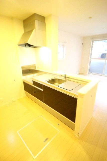 キッチン　※同建物の別号室です。ご参照下さい。