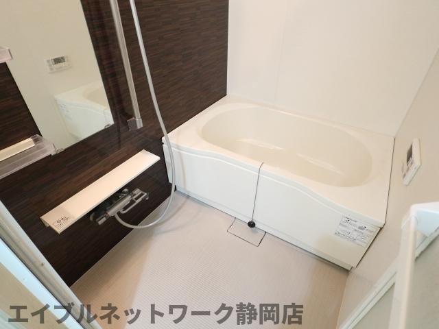 【静岡市葵区新伝馬のマンションのバス・シャワールーム】