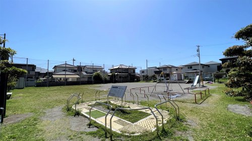 【サンライズ　Ｂの公園】