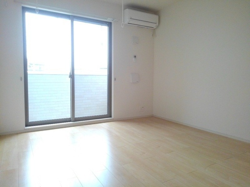 居室・リビング　図面と現状に相違がある場合には現状を優先