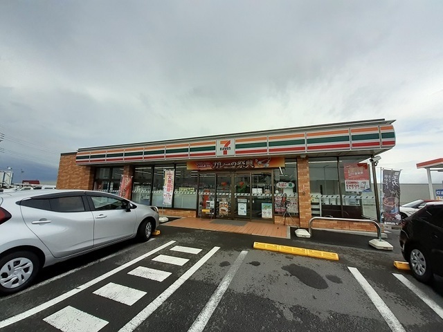 その他　セブンイレブン前橋西善町店（その他）まで500m
