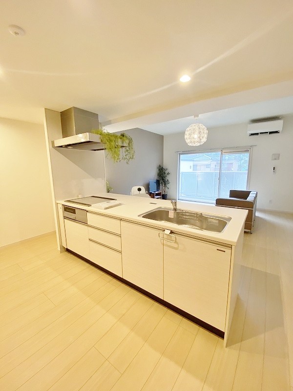 キッチン　★システムキッチングリル付き/3口コンロ★