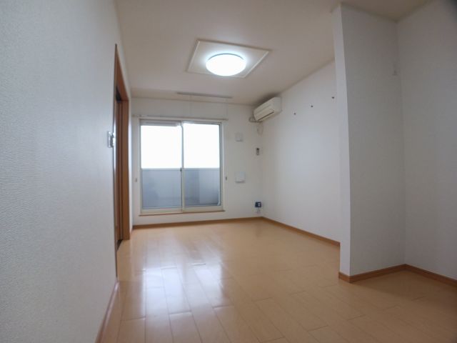 プラシード_内装_0