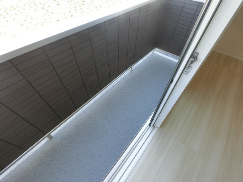 バルコニー　図面と現状に相違がある場合には現状を優先