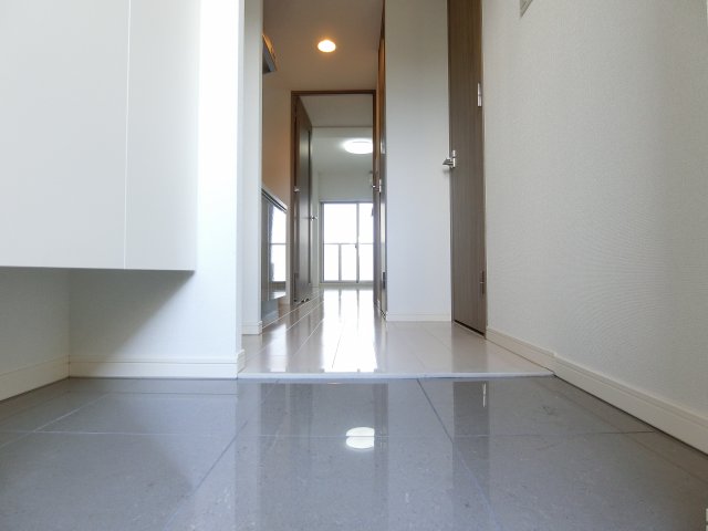 玄関　詳細は、RISUMO江坂本店→06-6155-7137まで♪