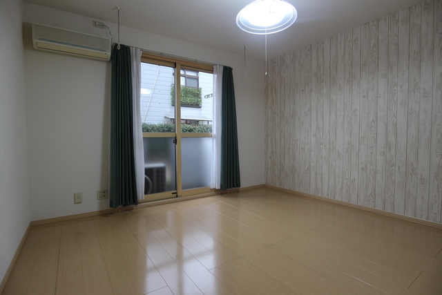 その他部屋・スペース　落ち着いて過ごせるお部屋なので、寝室にいかがでしょうか