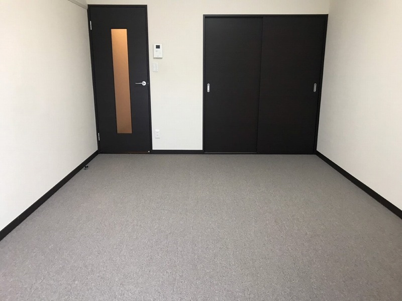 居室・リビング　同タイプの物件写真となります。