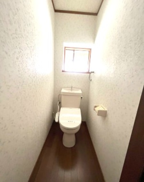 トイレ　【参考画像】