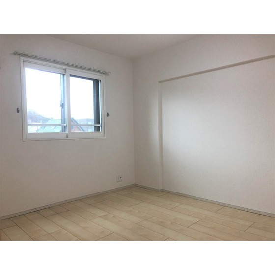 その他部屋・スペース　洋室６帖