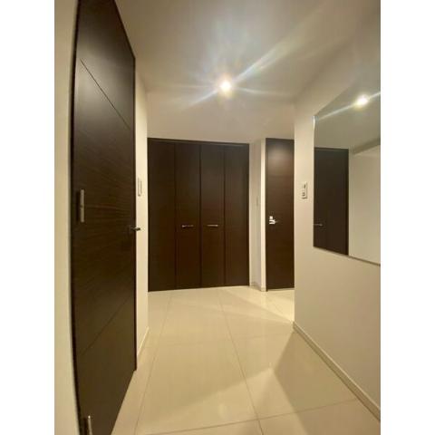 居室・リビング　室内