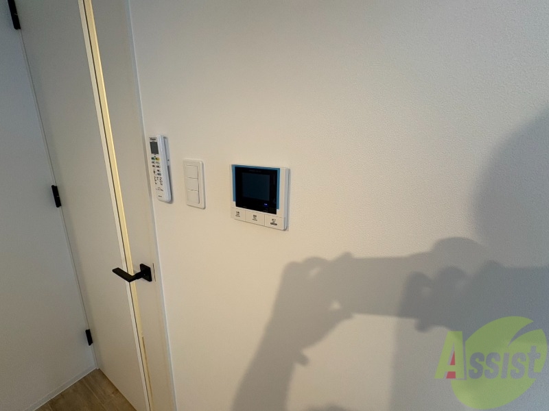 セキュリティ　ＴＶモニター付インターホンです。来客者の顔が見えるので安心！