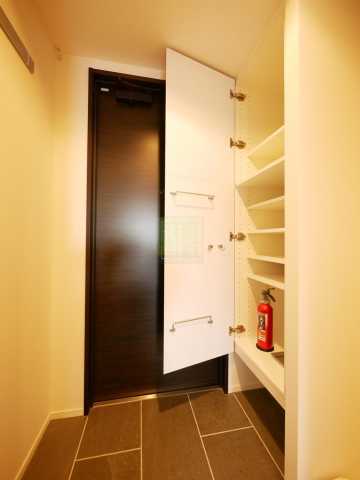 玄関　ザ・パークハビオ巣鴨の玄関