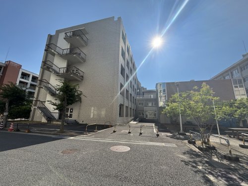 大学・短大　国立徳島大学医学部（大学・短大）まで1292m