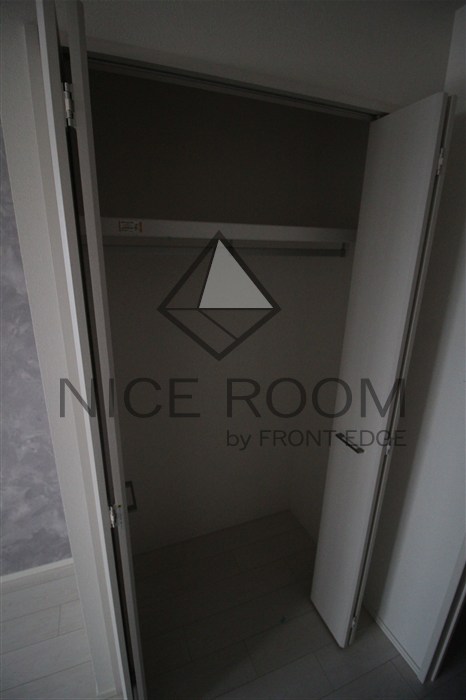 収納　スプランディッド上本町WEST　クローゼット