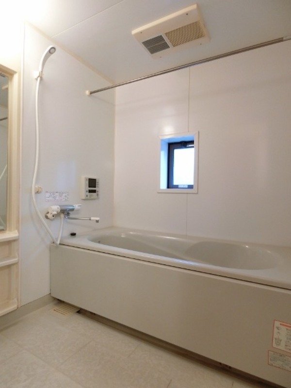 バス・シャワールーム　図面と現状に相違がある場合には現状を優先