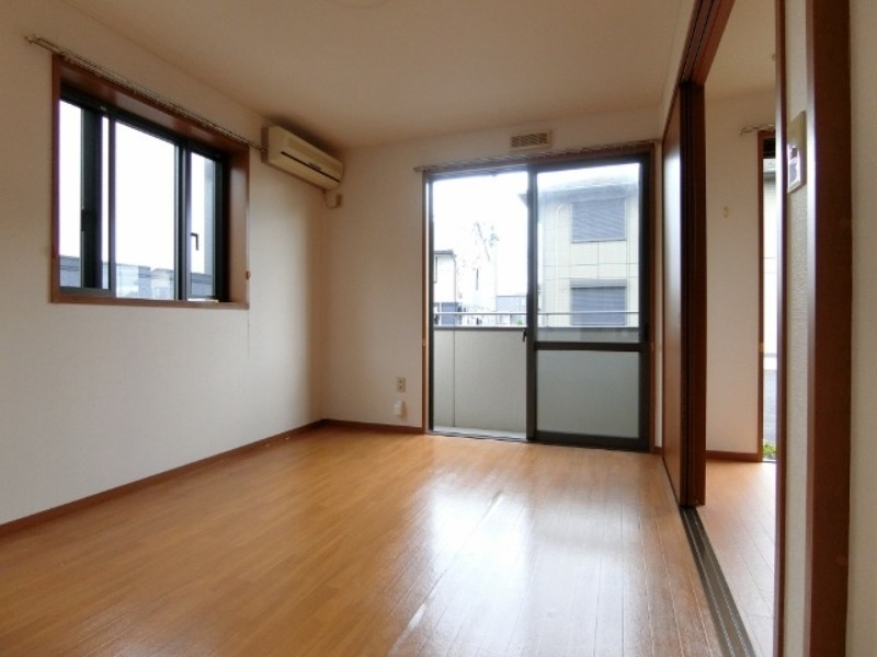 居室・リビング　図面と現状に相違がある場合には現状を優先