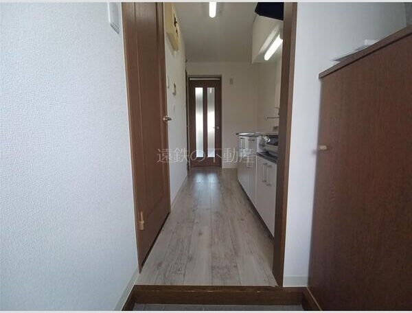 玄関　※他部屋参照