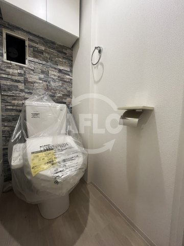 トイレ　セレニテフラン谷町四丁目　トイレ