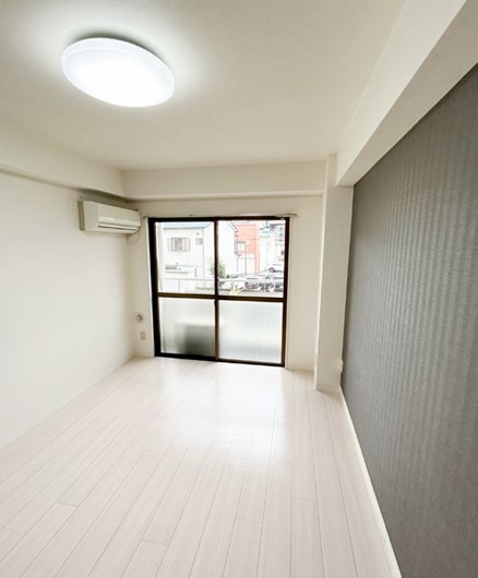 居室・リビング　「b’CASA熊谷IIre-born」