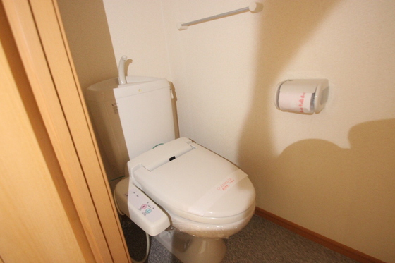 トイレ　※別部屋の写真です