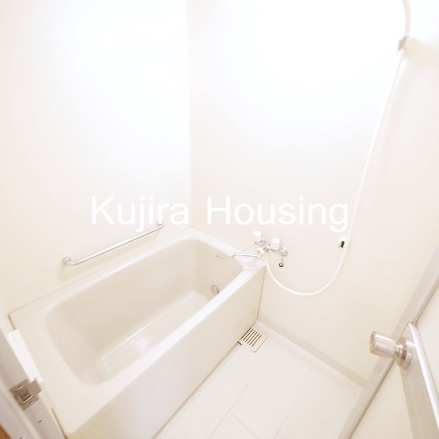 バス・シャワールーム　★追い焚き機能が付いているバス★