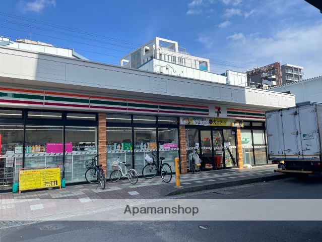 コンビニ　セブン－イレブン大和鶴間駅西口店（コンビニ）まで589m