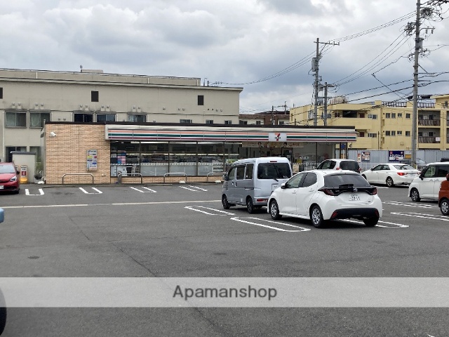 コンビニ　セブン－イレブン岐阜須賀３丁目店（コンビニ）まで528m