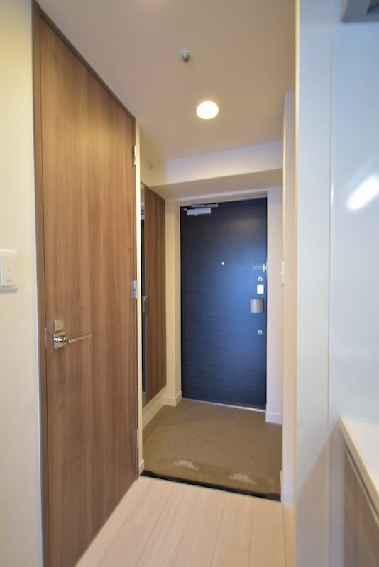 玄関　同施工会社の同仕様写真です。