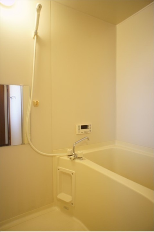 バス・シャワールーム　図面と現状に相違がある場合には現状を優先