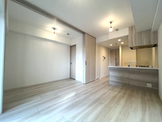 居室・リビング　清潔感のある内装