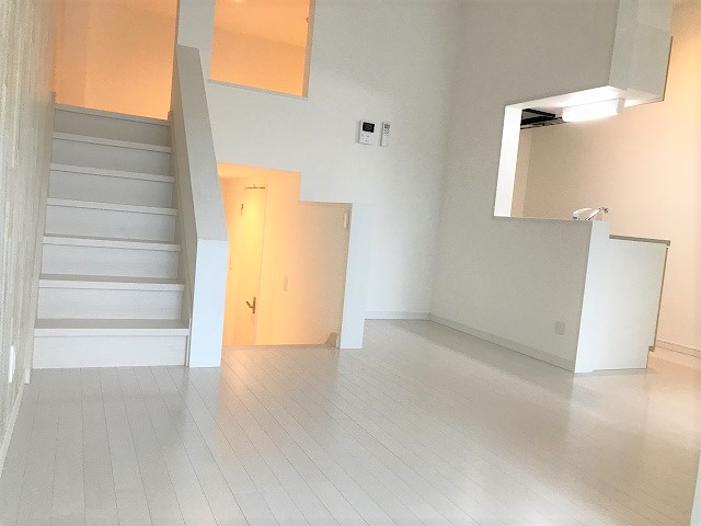 居室・リビング　※別号室参考画像