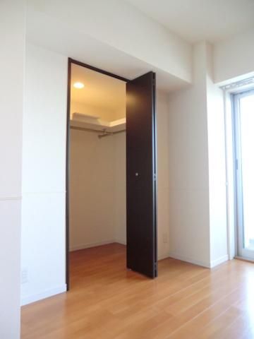 収納　大容量ウォークインクローゼット