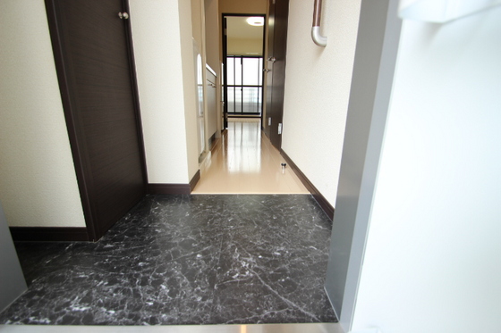 玄関　※別室の写真です