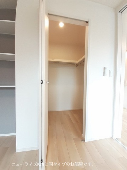 収納　※参考　同シリーズの写真です