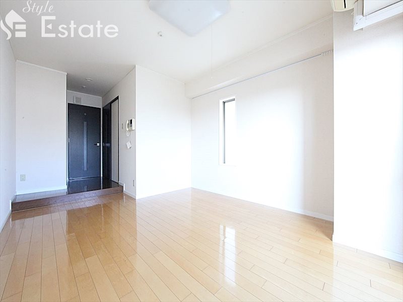 居室・リビング　内装