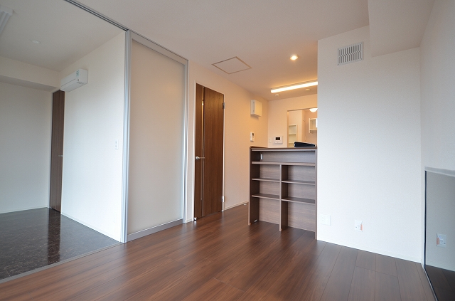 居室・リビング　同物件別号室の写真です。