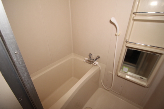 バス・シャワールーム　他号室のお写真です