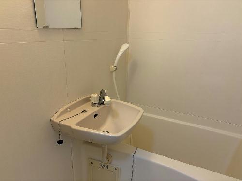 バス・シャワールーム　現況優先