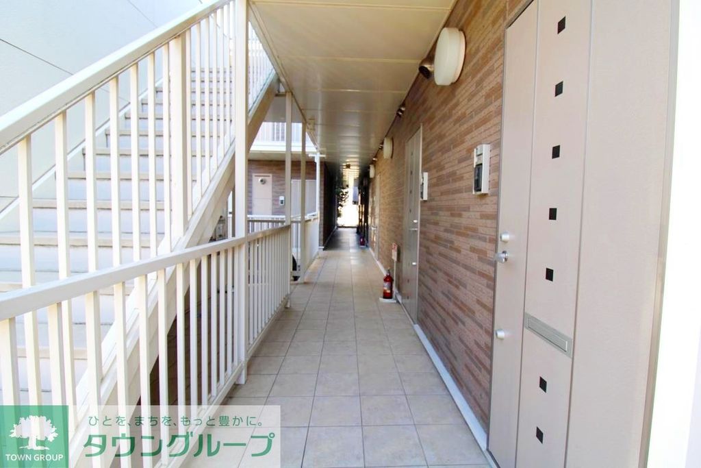 エントランス　エントランス