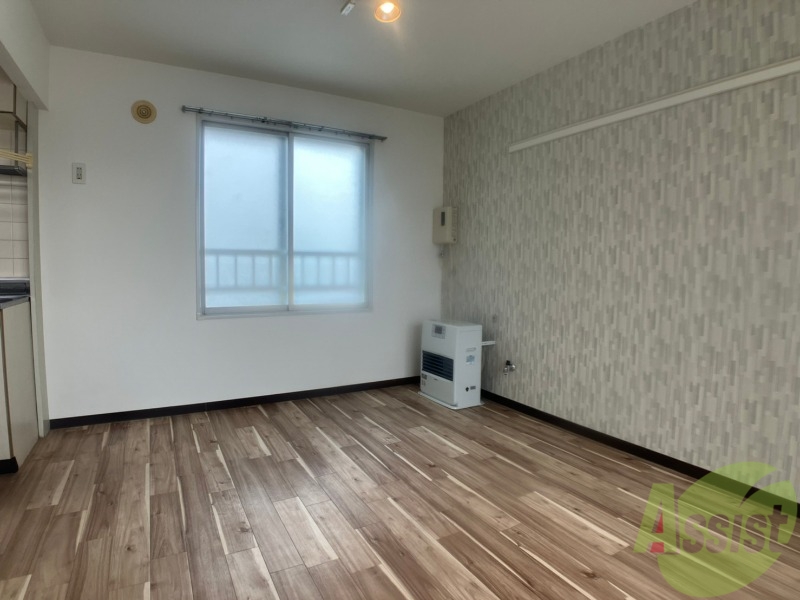 居室・リビング　広くてきれいなリビングです！快適に過ごせそうですね。